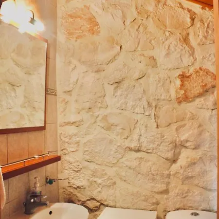 Cheerfully Villa Apartment Koukounaria